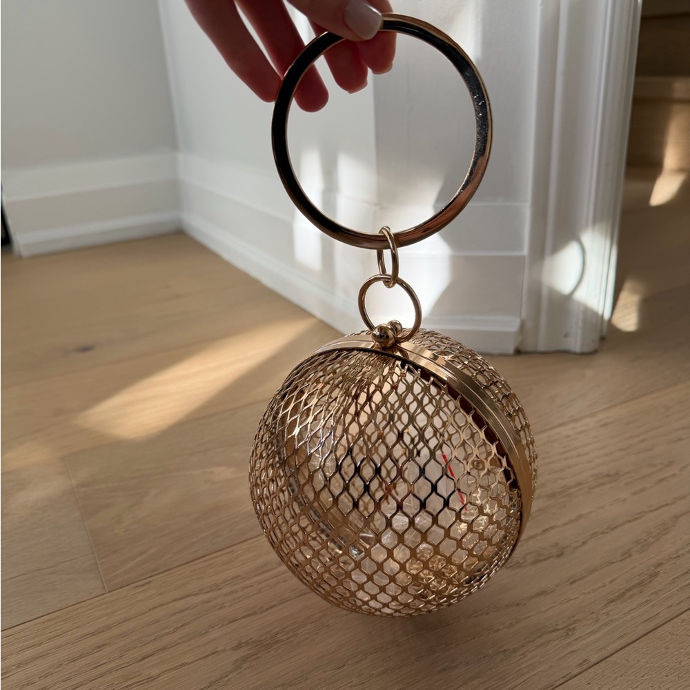 Elegant Gold Metalic Sphere Bag